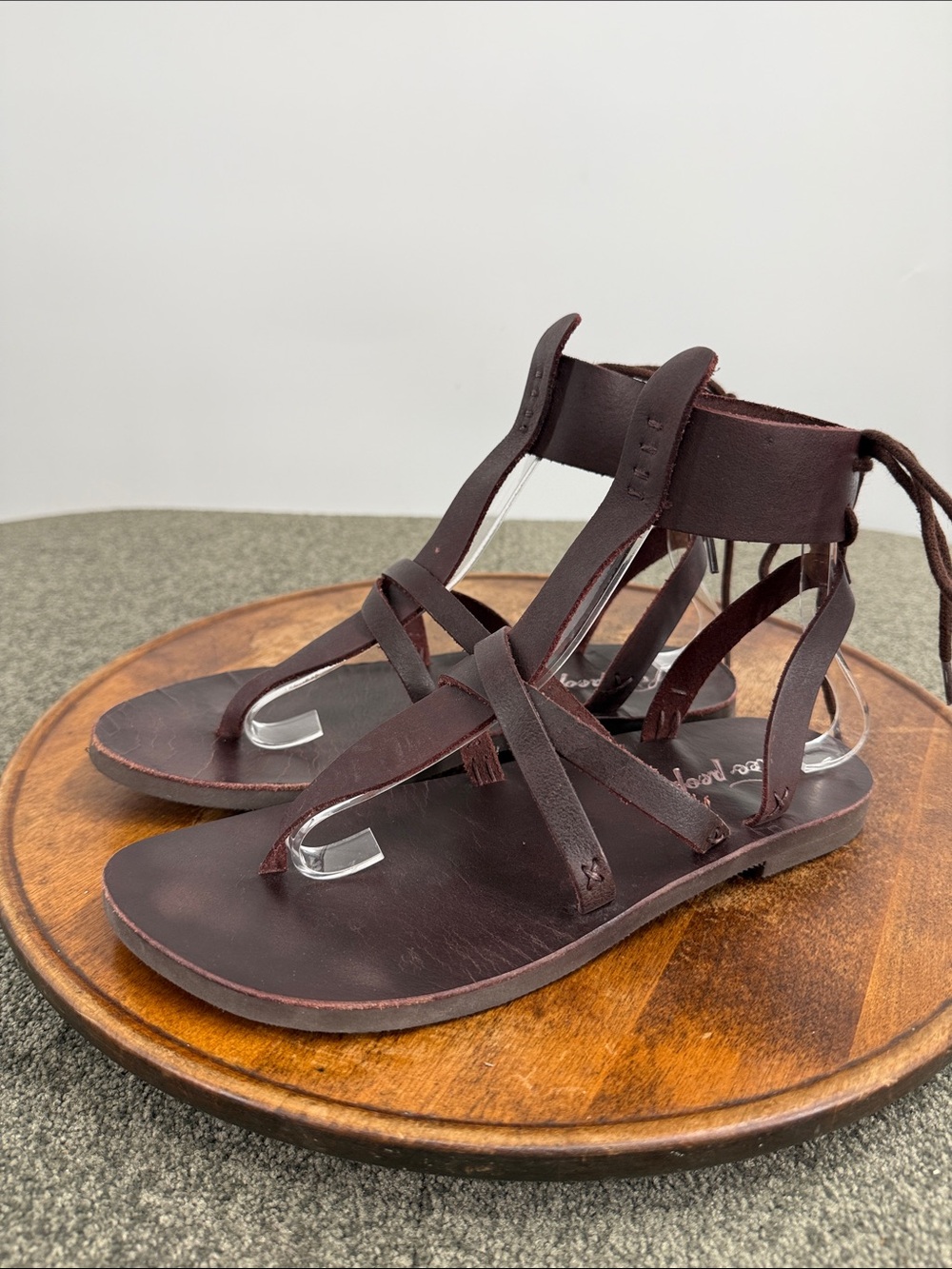 Free People Sandal Wm 39 US 8.5 Vacation Day Ankle Wrap Strappy Gladiator Brown